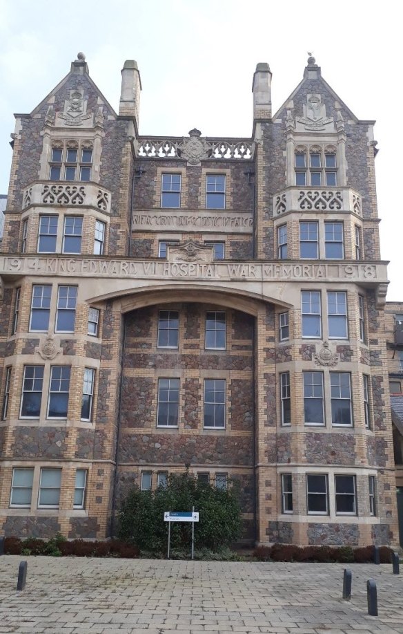 Cardiff Royal Infirmary Edward VII War Memorial