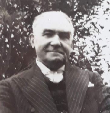 Evan Christmas Thomas