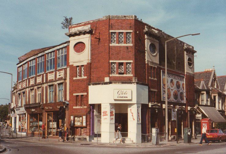 The Globe in later years