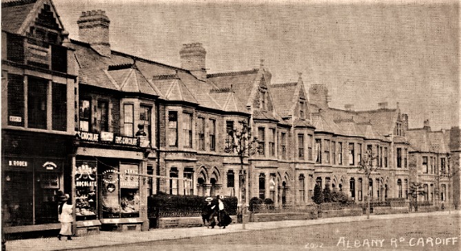 Albany Road at its junction with Wellfield road early 1900's .Corner properties demolished 1914 for construction of Penylan Cinema